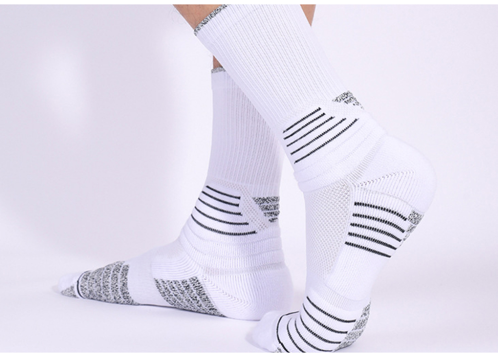 Structural Anti-Slip Yarn Integration in Marathon Running Socks: A New Standard for Performance Sports Socks