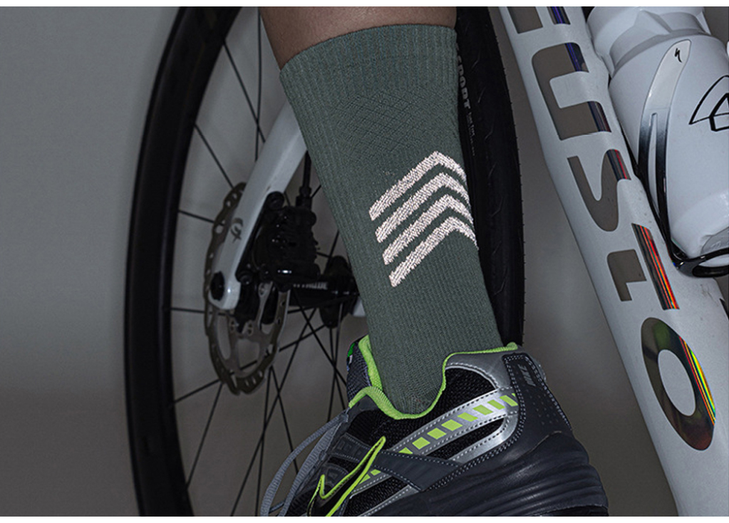 Do Cycling Socks Really Make You Faster?The Truth Revealed!