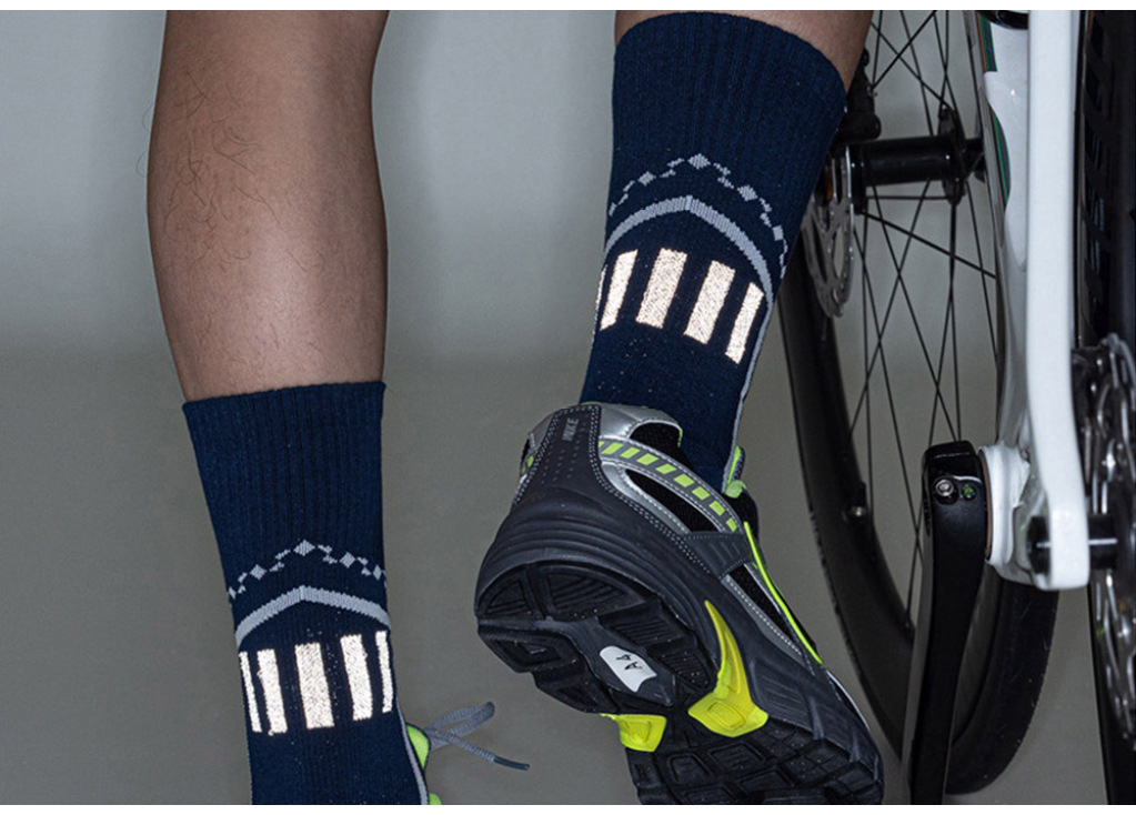 Are Reflective Cycling Socks Effective for Night Safety?