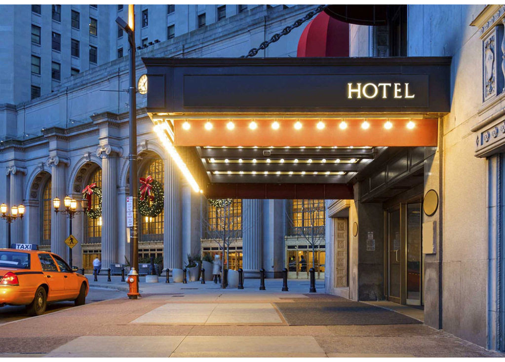 Why Custom Socks Make Sense for the Hospitality Industry