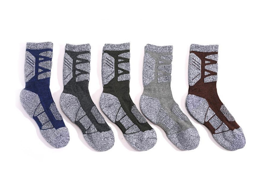 How to Choose the Right Socks for Hiking and Outdoor Sports