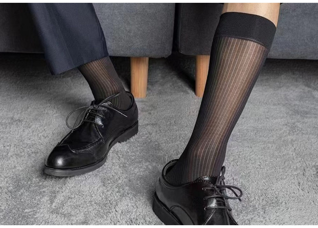 Can Men Wear Sheer Socks to Work? A New Take on Men's Office Fashion