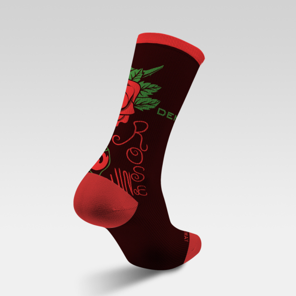 Vintage wine flowing from roses 231225-21