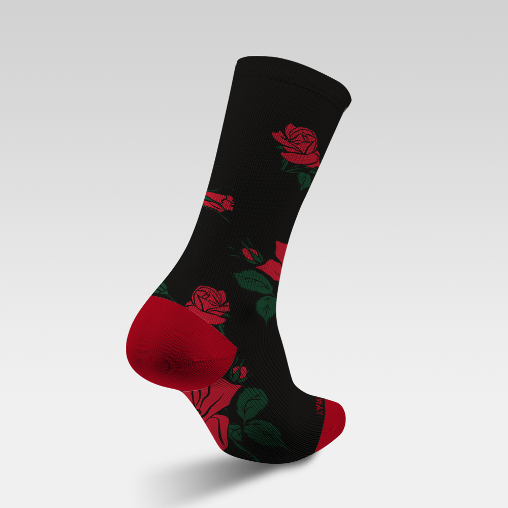 Retro fashion black red roses and green leaves 231129-04