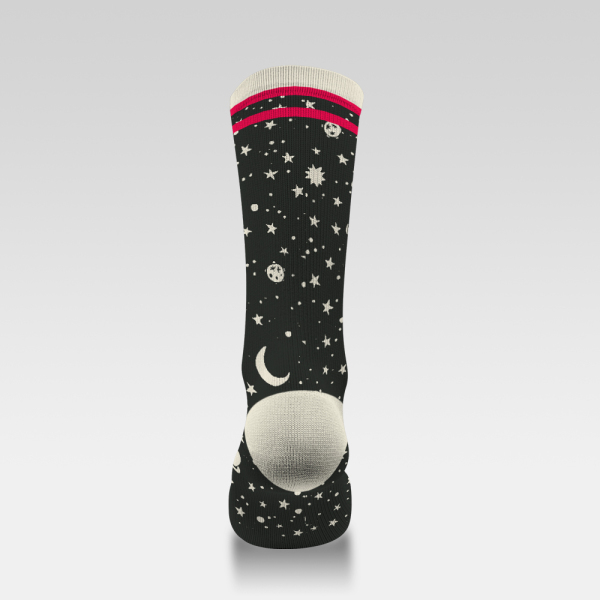 The moon and stars in the night sky 240107-02