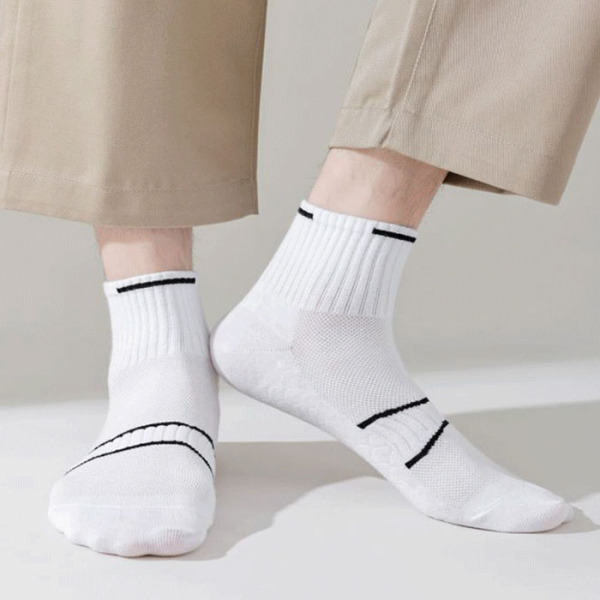 3 Pairs Professional Anti-slip Sweat Absorption Elastic Sports Running Socks Test Sample