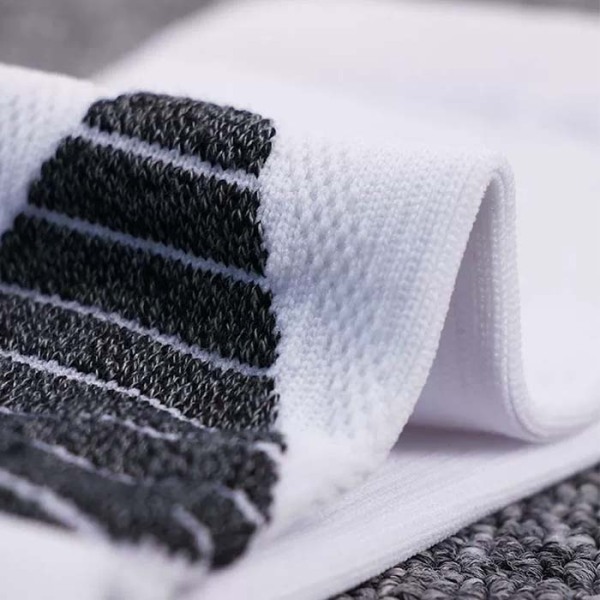 3 Pairs Knitted Random Loop Athletic Sports Basketball Socks Test Sample