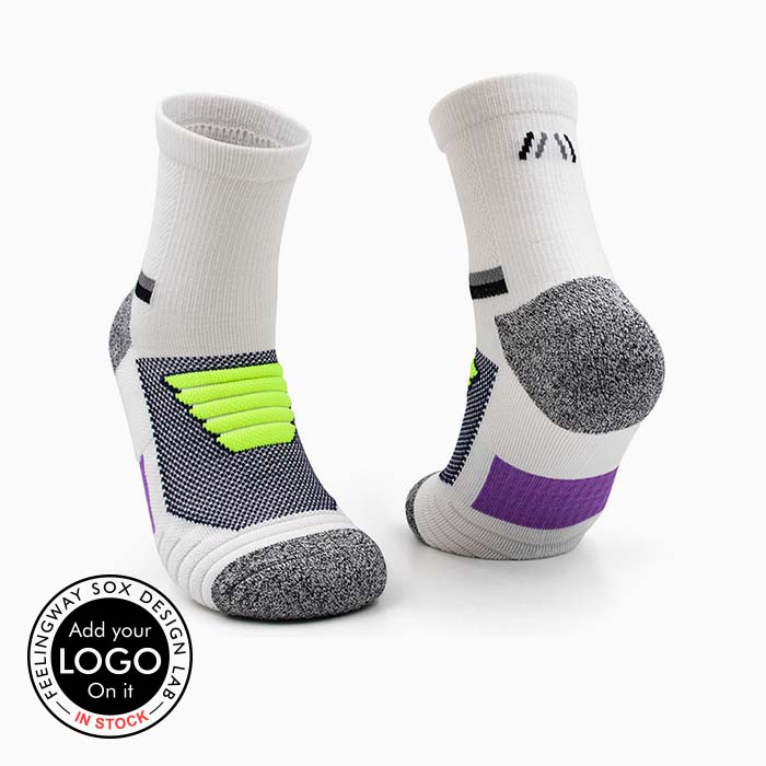 3 Pairs Professional Sweat Wicking Non-slip Sports Basketball Socks Test Sample