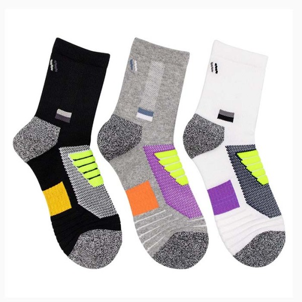 3 Pairs Professional Sweat Wicking Non-slip Sports Basketball Socks Test Sample