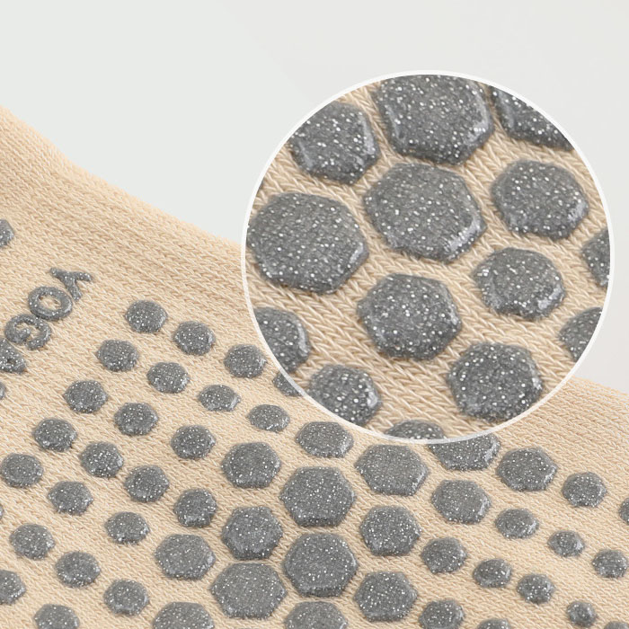 3 Pairs Thick Shock Absorption Warm Sports Anti-slip Grip Pilates Socks Test Sample