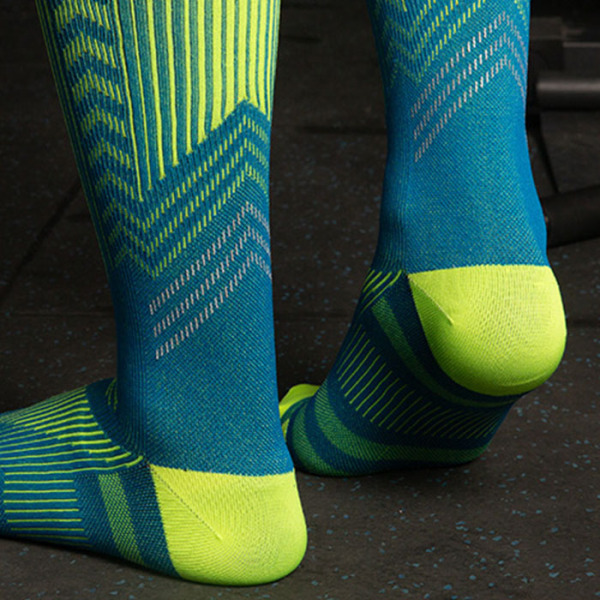3 Pairs Night Reflective Stripes Sports Marathon Calf Compression Socks Test Sample