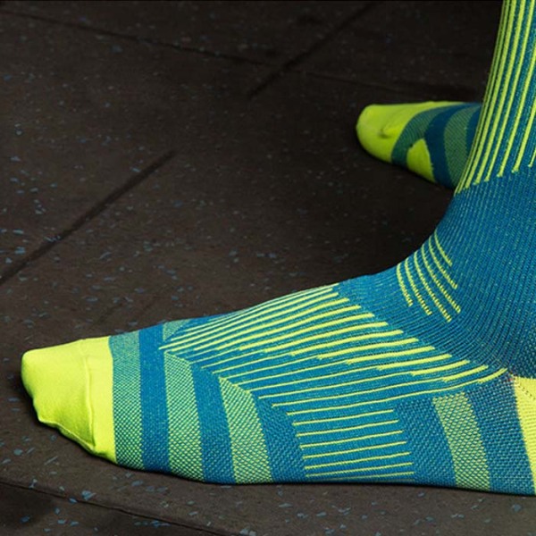 3 Pairs Night Reflective Stripes Sports Marathon Calf Compression Socks Test Sample
