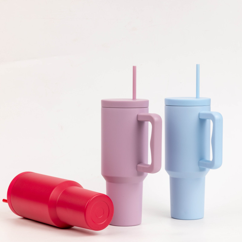 Brand New High Quality Leak Proof Lids Tumbler 40oz Beer Tumbler Powder Coating Tumbler with Straw