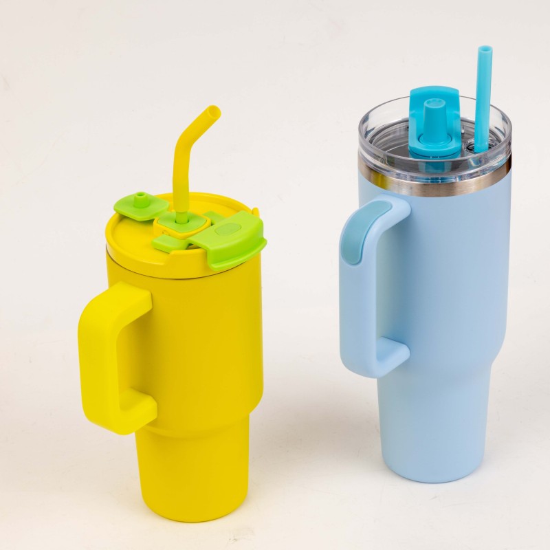 Wholesale New Design 2 IN 1 LID 30oz Kid Travel Tumbler With Straw Stainless Steel Handle Cup With Good Goods