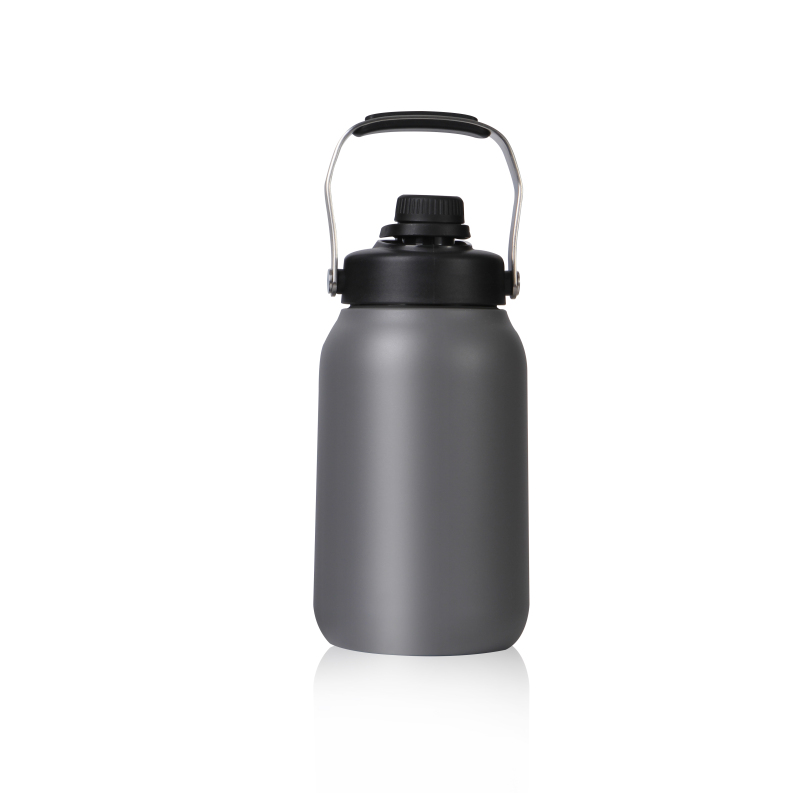 New 1 Gallon Metal Gym Camping Big Water Flasks Stainless Steel Water Bottle Sports Water Bottles With Metal Handle