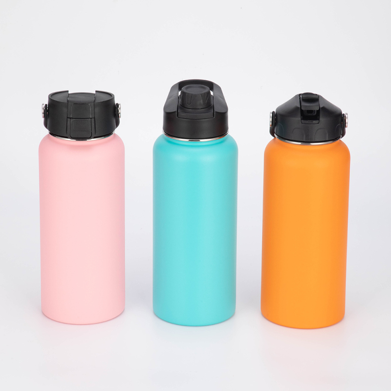 Factory Wholesale Camping Water Bottle Eco Double Wall Bottle Insulated Water Bottle With Carry Hand For Sports