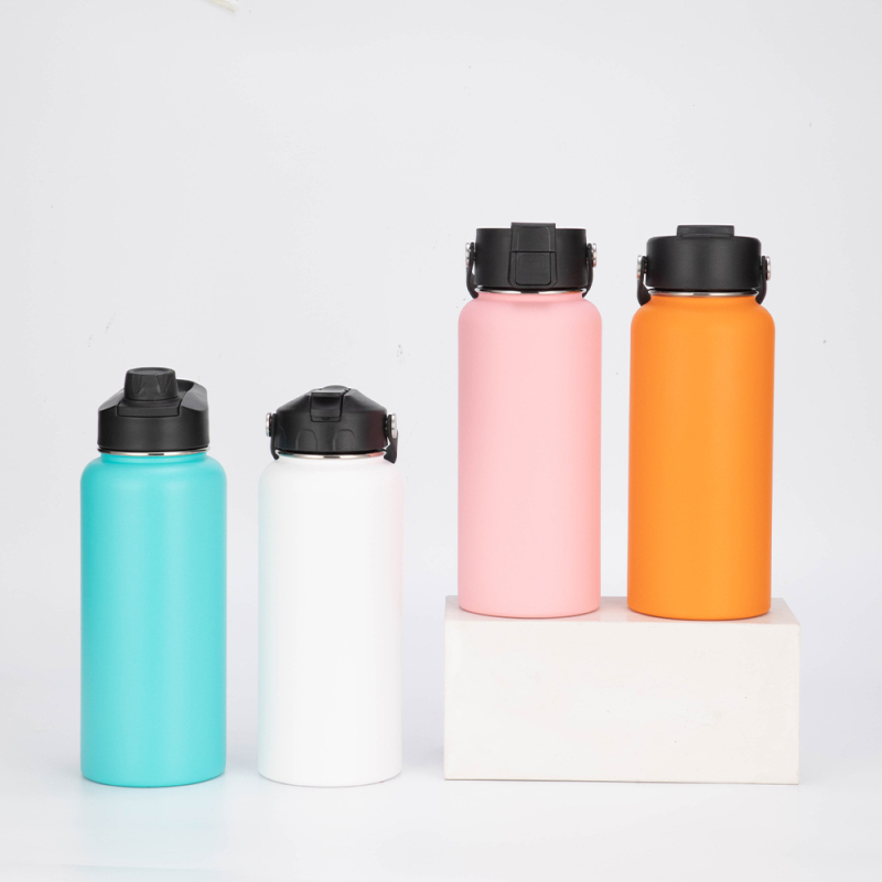 Factory Wholesale Camping Water Bottle Eco Double Wall Bottle Insulated Water Bottle With Carry Hand For Sports