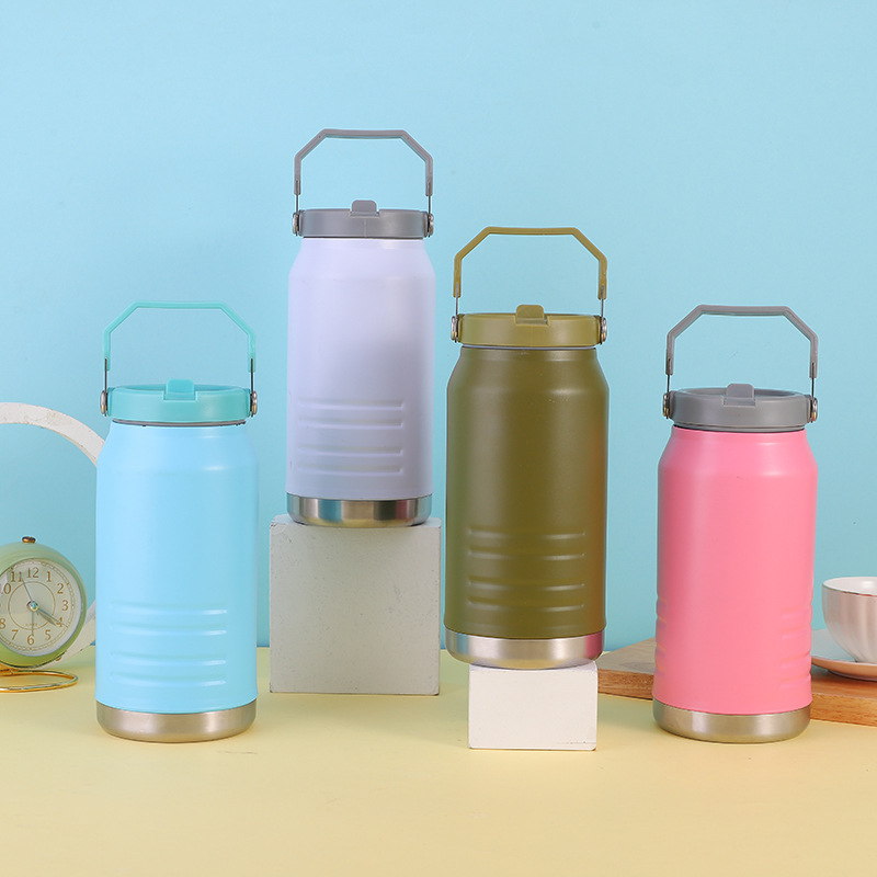 Factory Bestseller 64oz Stainless Steel Reusable Water Bottles Camping Vacuum Flask With Straw Lid With OEM wholesale