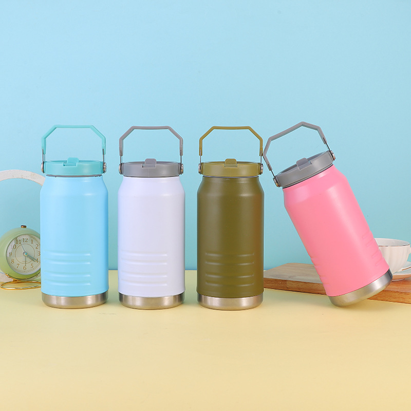 Factory Bestseller 64oz Stainless Steel Reusable Water Bottles Camping Vacuum Flask With Straw Lid With OEM wholesale