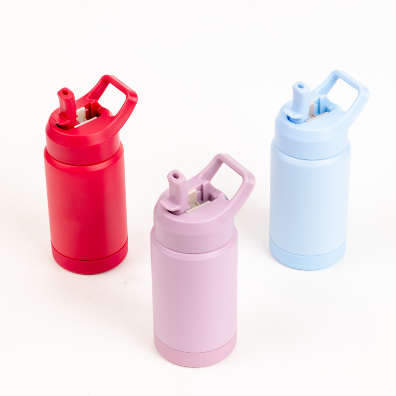 Spot New Products Food Grade SUS 14OZ Kids Water Bottle with Removable Straw new Lid and Silicone Bot