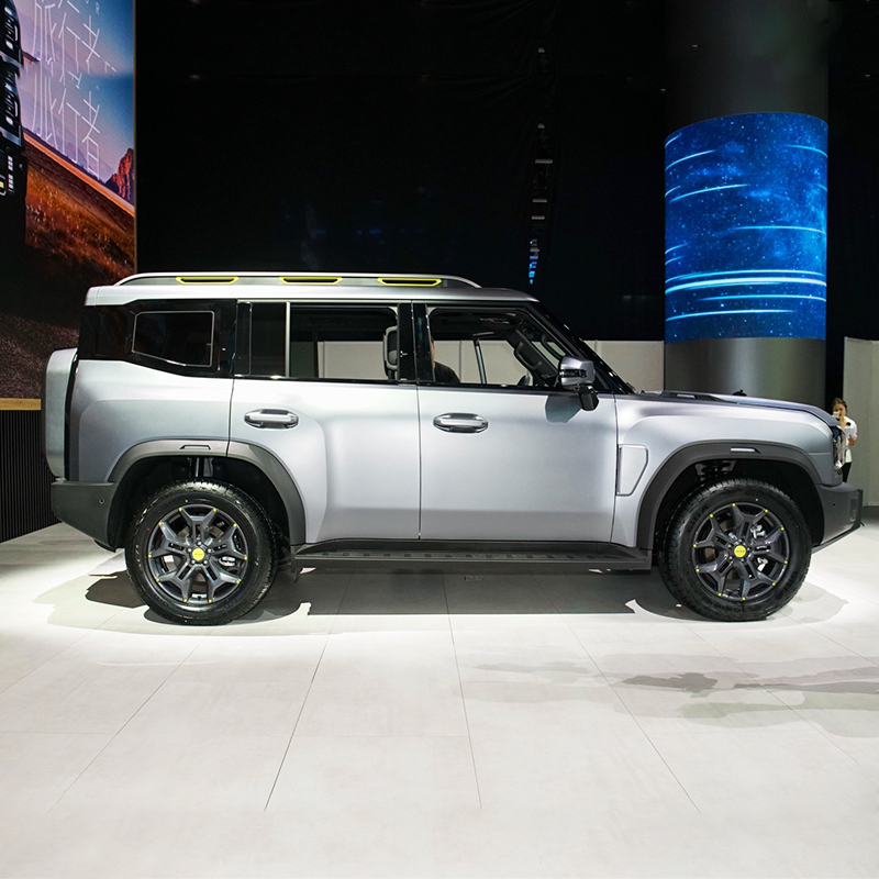 2023 New Stock 4WD 2.0T Jetour Traveler SUV Car for Sale