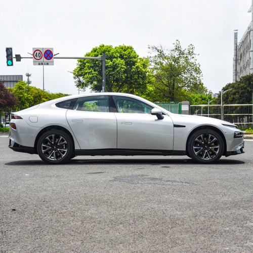 High Speed Long Range 2023 Scissor Door Xiaopeng P7I Xpeng P7 Ev Super Electric Sports Car New Energy Vehicles