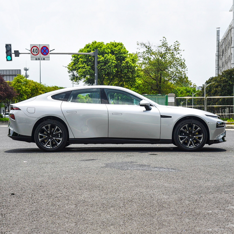 High Speed Long Range 2023 Scissor Door Xiaopeng P7I Xpeng P7 Ev Super Electric Sports Car New Energy Vehicles