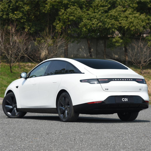 Hot Selling Awd Leapmotor C01 Cheap 5 Seater 4 Wheel Ev Adult Electric Cars