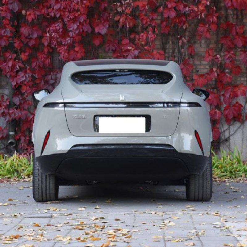 China Brand Avatr 11 680km 555km Range New Energy Vehicle Electric Cars Avatr For Sell