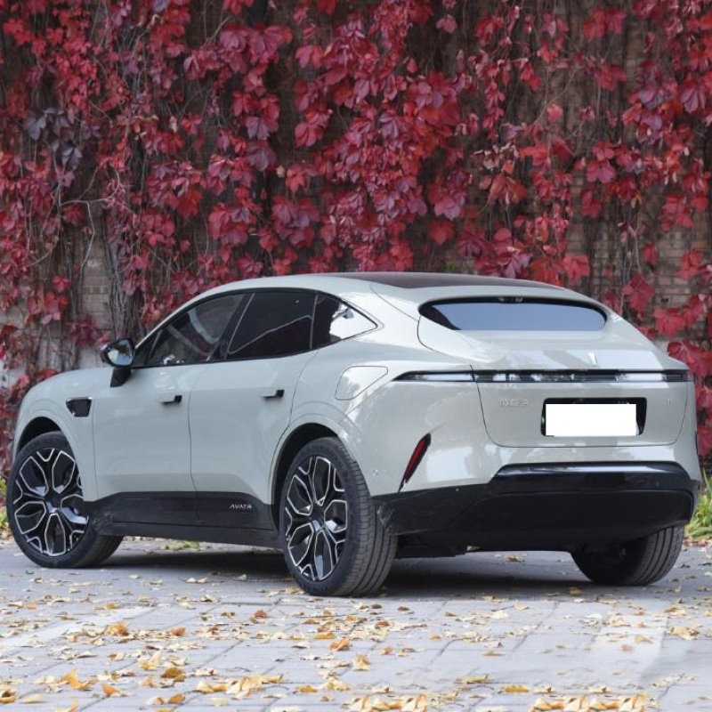 China Brand Avatr 11 680km 555km Range New Energy Vehicle Electric Cars Avatr For Sell