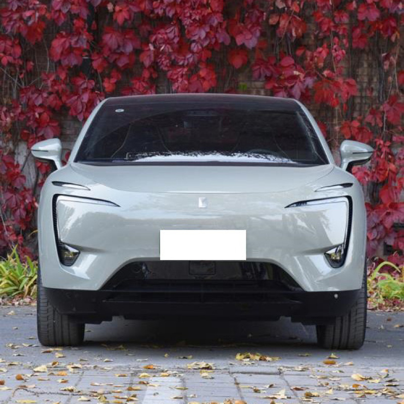 China Brand Avatr 11 680km 555km Range New Energy Vehicle Electric Cars Avatr For Sell