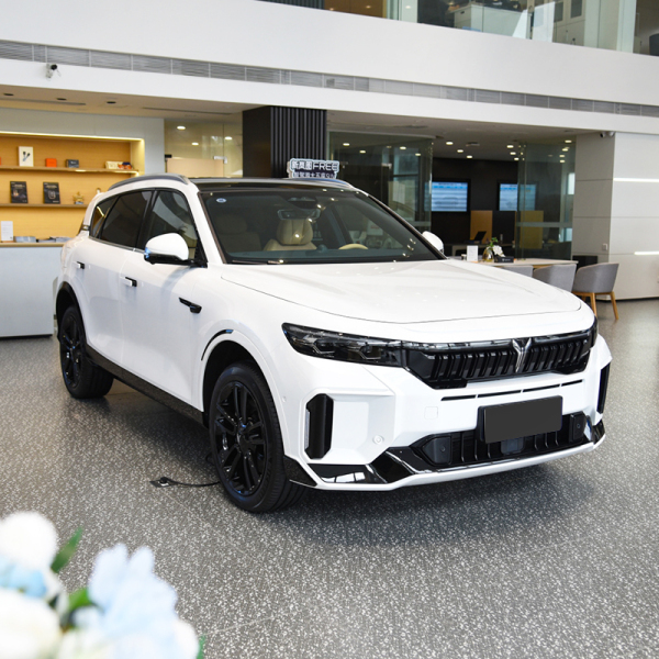 In Stock China Voyah Free 5Seats Ev Car 1.5T Hybrid Electric Car Voyah Free New Energy Vehicle