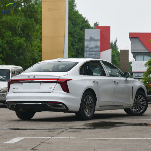 Factory Cheap Price Hongqi H5 Sedan 2023 Automatic Petrol Gasoline Cars Made In China