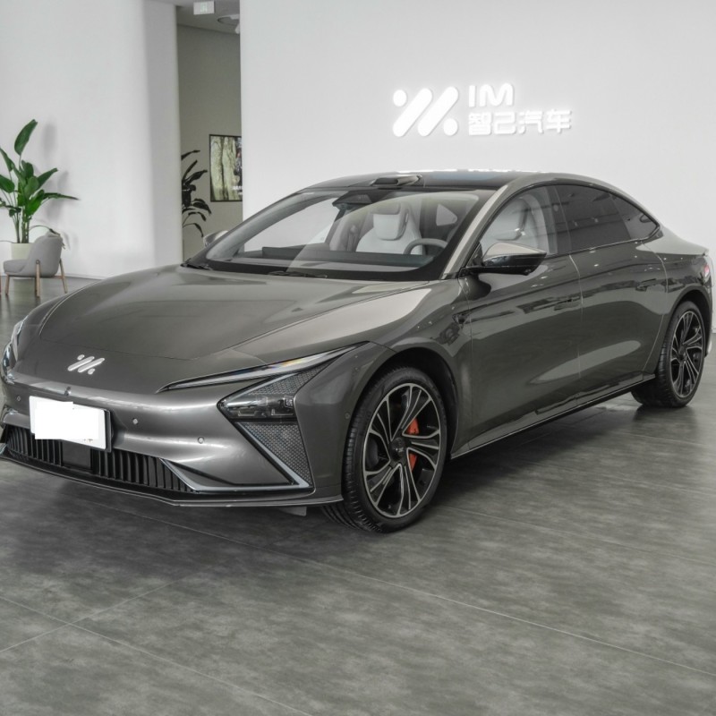 2023 Vehículo eléctrico de nueva energía de largo alcance China Ev Car Zhiji Im L7 675Km Awd 4X4