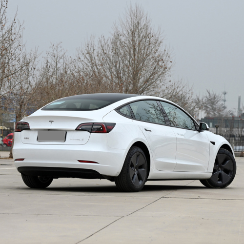 Hot Sale Tesla Model 3 556km 4 Door 5 Seat Brand New Energy Vehicle 0km Tesla Electric Cars