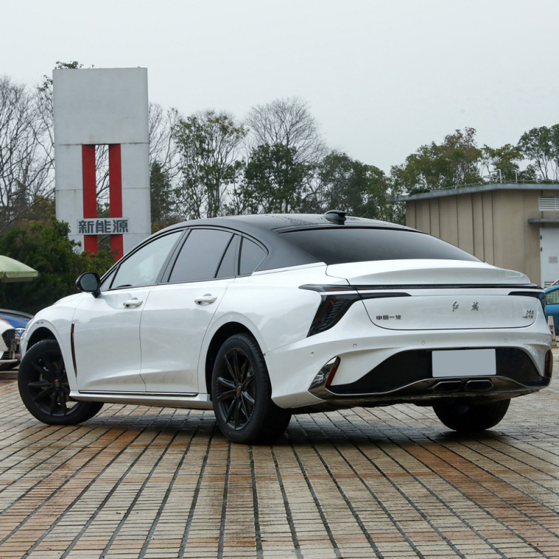 2023 New Medium Hongqi H6 Fwd 2.0T 5 Seater Petrol Gasoline Hongqi H6 Car For Sale