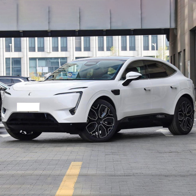 Long Battery 200kmh Awd 680km Range Avatr 11 New Energy Vehicle Electric Cars