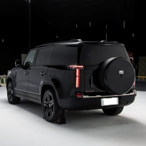 Chinese BAW Car 2023 Versatile 350kw 7 Seater BAIC Polar Stone Jishi 01 Hybrid Cars