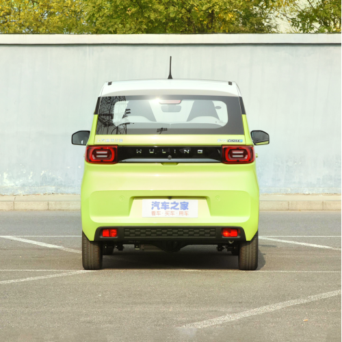 China 4 Seaters Hatchback Wuling Hongguang Mini EV New Energy Vehicles Electric Cars