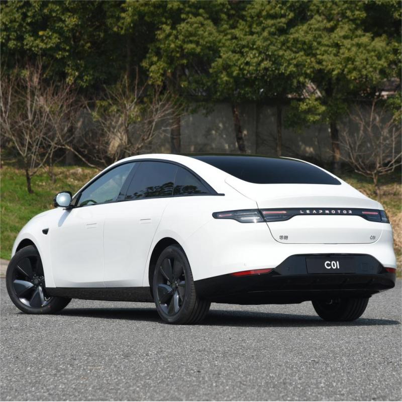Cheap Price 2023 4 Door 5 Seater 500km Leapmotor C01 New Energy Vehicle Electric Cars