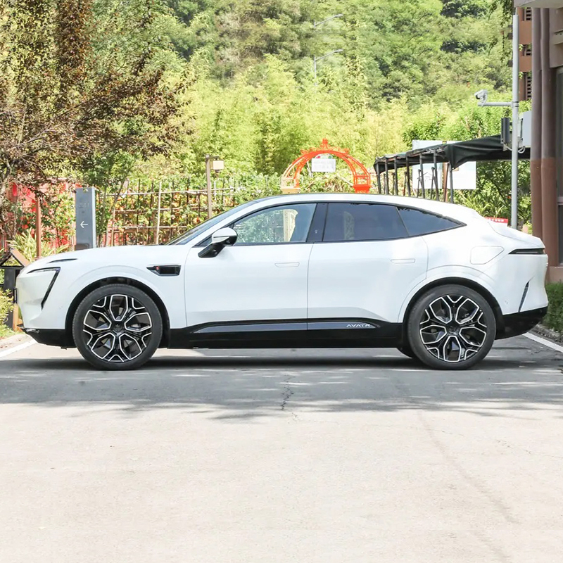 China Luxury Electric Sports Suv Avatr 11 2023 4WD Ev Car 4 Wheel New Energy Vehicle For Sale