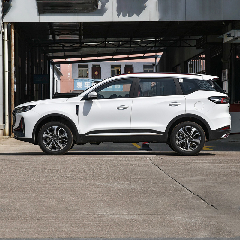 China 2024 New Chery Tiggo 7 Plus 1.5T Hybrid Car Ev New Energy Vehicles Tiggo 7 Plus Electric Car For Sale