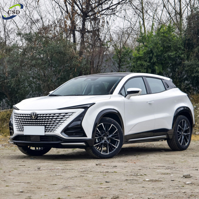 2023 Hot Selling Petrol Car Changan UNI-T Luxury Compact SUV Gasoline New Cars