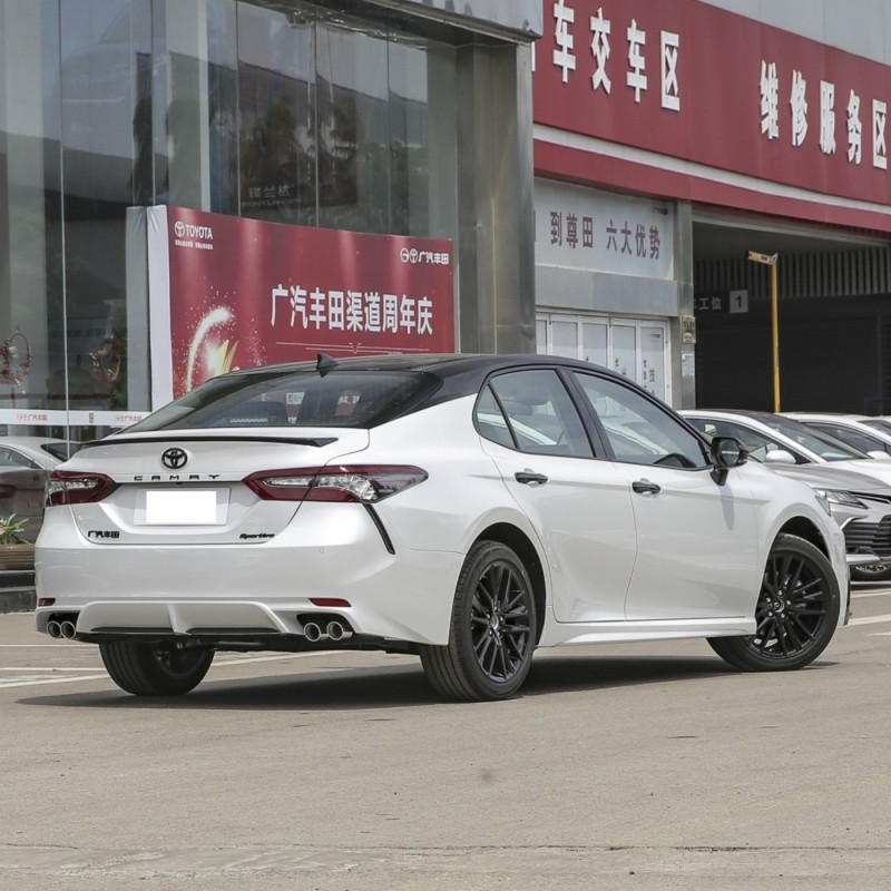 High Speed 4 Wheeler Sedan 2.5 Flagship New Gasoline Petrol Cars for Sale