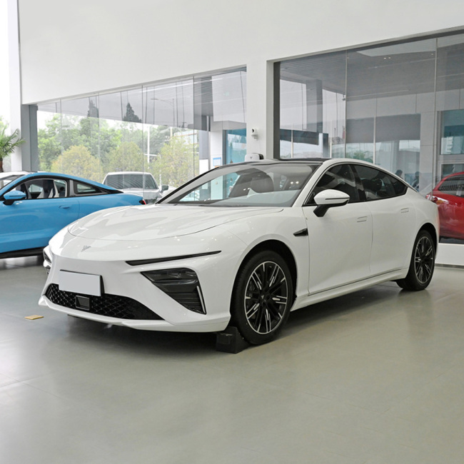 2024 Hot Selling 650 AWD Extended Range Electric Car Neta S Auto 2023 Neta S EV Car New Energy Vehicles