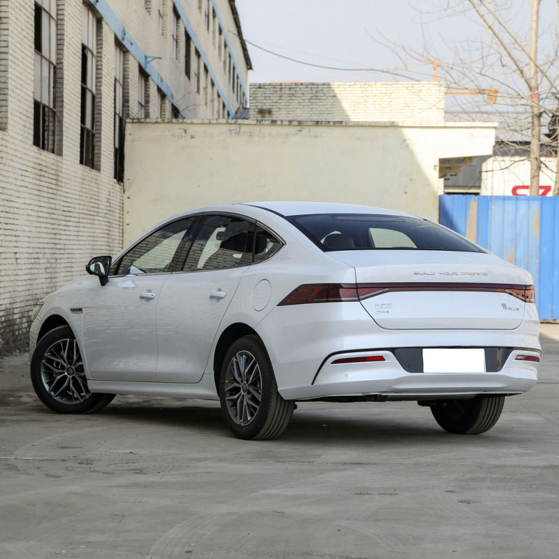 BYD 4door 5 Seaters Electric Car BYD Qin Plus Dm-i EV Plug In Hybrid Car For Sale