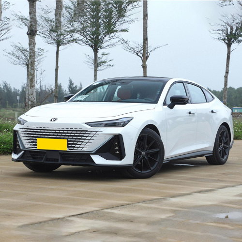 In Stock Changan Uni-V Univ 2023 1.5T 2.0T Sport Sedan Vehicle Changan Uni V Petrol Gasoline New Car