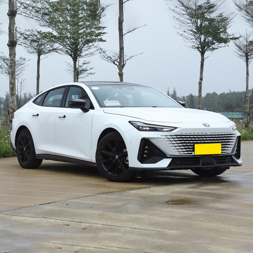 In Stock Changan Uni-V Univ 2023 1.5T 2.0T Sport Sedan Vehicle Changan Uni V Petrol Gasoline New Car