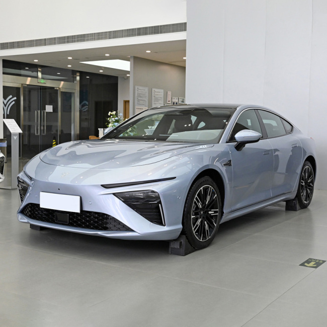 2024 Version Hot Sale 2023 Brand New 310KM 1060 Extended range EV Cars Neta S New Energy Vehicles