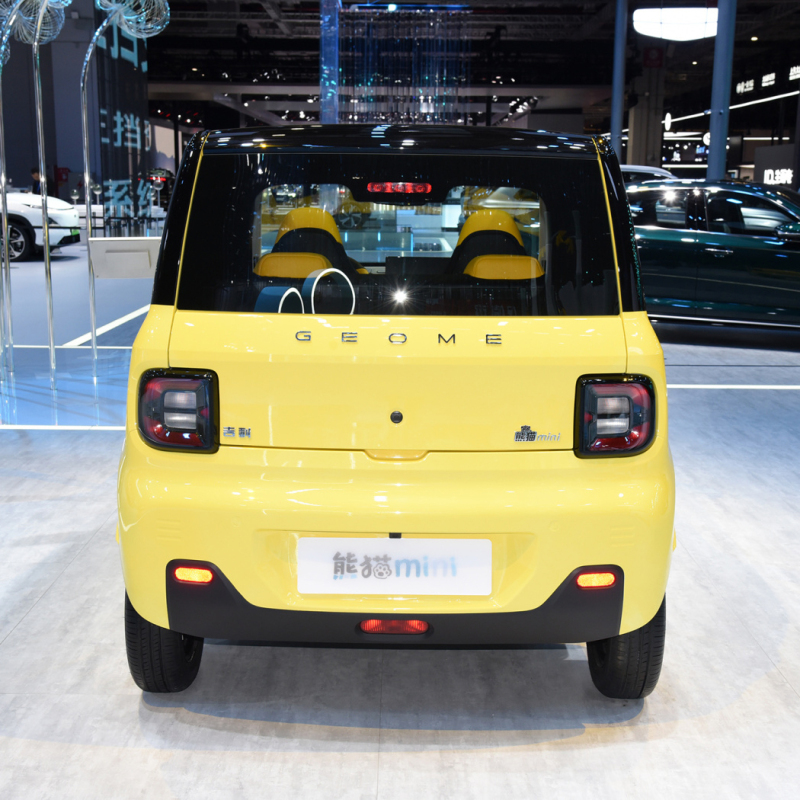 2024 Cheap Geely Panda Knight Bear 200KM Mini EV Car Geely Panda Mini EV Electric Car New Energy Vehicles For Adult